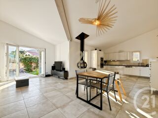  Maison � vendre 6 pi�ces 196 m�