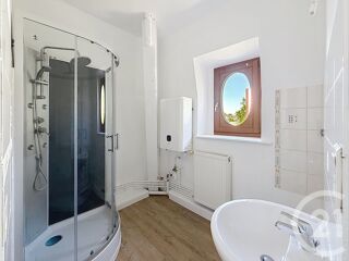  Appartement à louer 2 pièces 60 m²