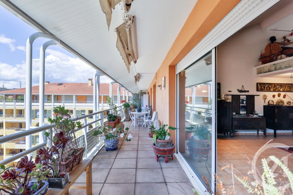 vente Appartement - 5 pièce(s) - 182 m² Nice (06300)