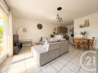  Appartement à louer 2 pièces 44 m²