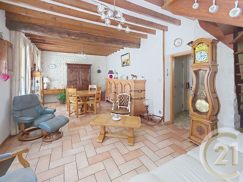 Dans votre agence CENTURY 21 Bruno Ferrand, A vendre mai....