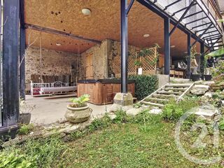  Maison  vendre 8 pices 306 m