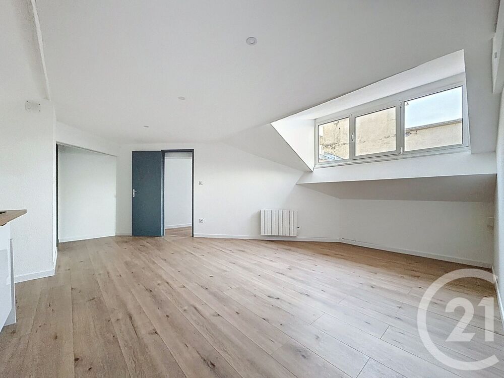 location Appartement - 2 pièce(s) - 50 m² Sochaux (25600)