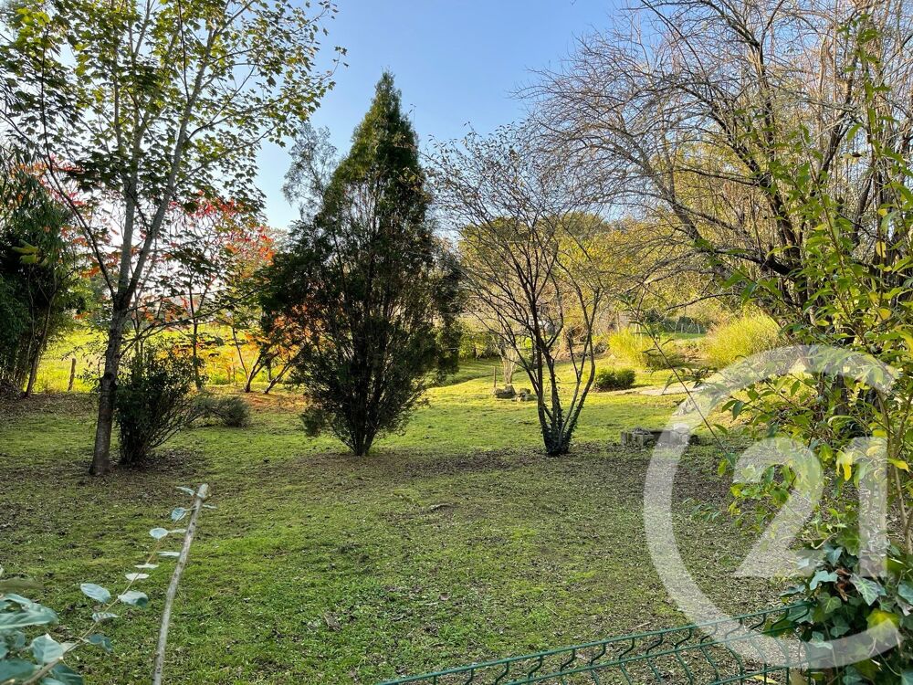 vente Maison - 5 pièce(s) - 208 m² Montpon-Ménestérol (24700)