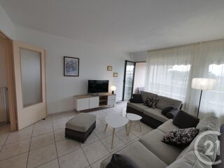  Appartement à louer 3 pièces 78 m²