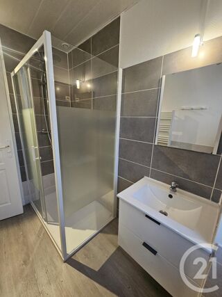  Appartement � louer 3 pi�ces 57 m�