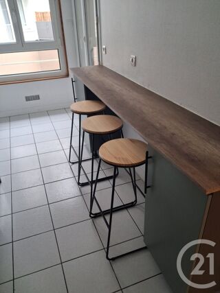  Appartement à louer 2 pièces 48 m²