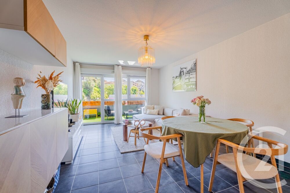 vente Appartement - 3 pièce(s) - 76 m² Nice (06200)