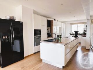  Appartement à vendre 4 pièces 144 m²