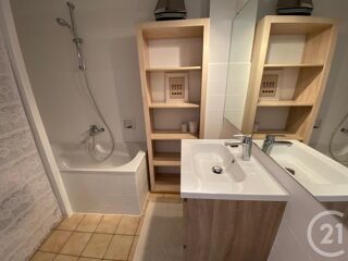  Appartement � louer 2 pi�ces 50 m�