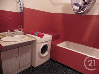 Appartement à louer 3 pièces 60 m²