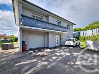  Maison à louer 6 pièces 180 m²