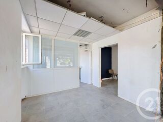  Appartement à louer 2 pièces 46 m²