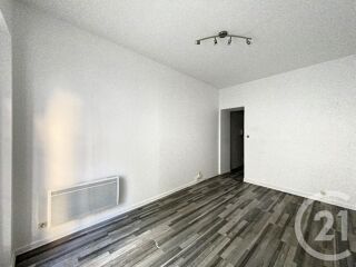  Appartement à louer 1 pièce 25 m²