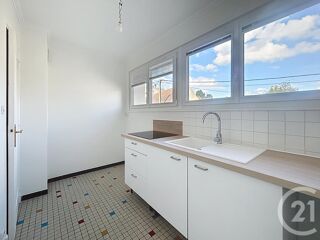  Appartement à louer 2 pièces 47 m²
