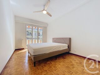  Appartement à louer 3 pièces 73 m²