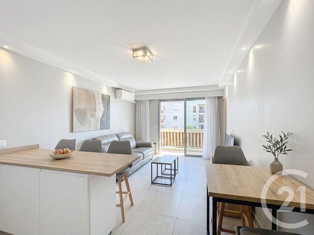 location Appartement - 4 pièce(s) - 64 m² Antibes (06600)
