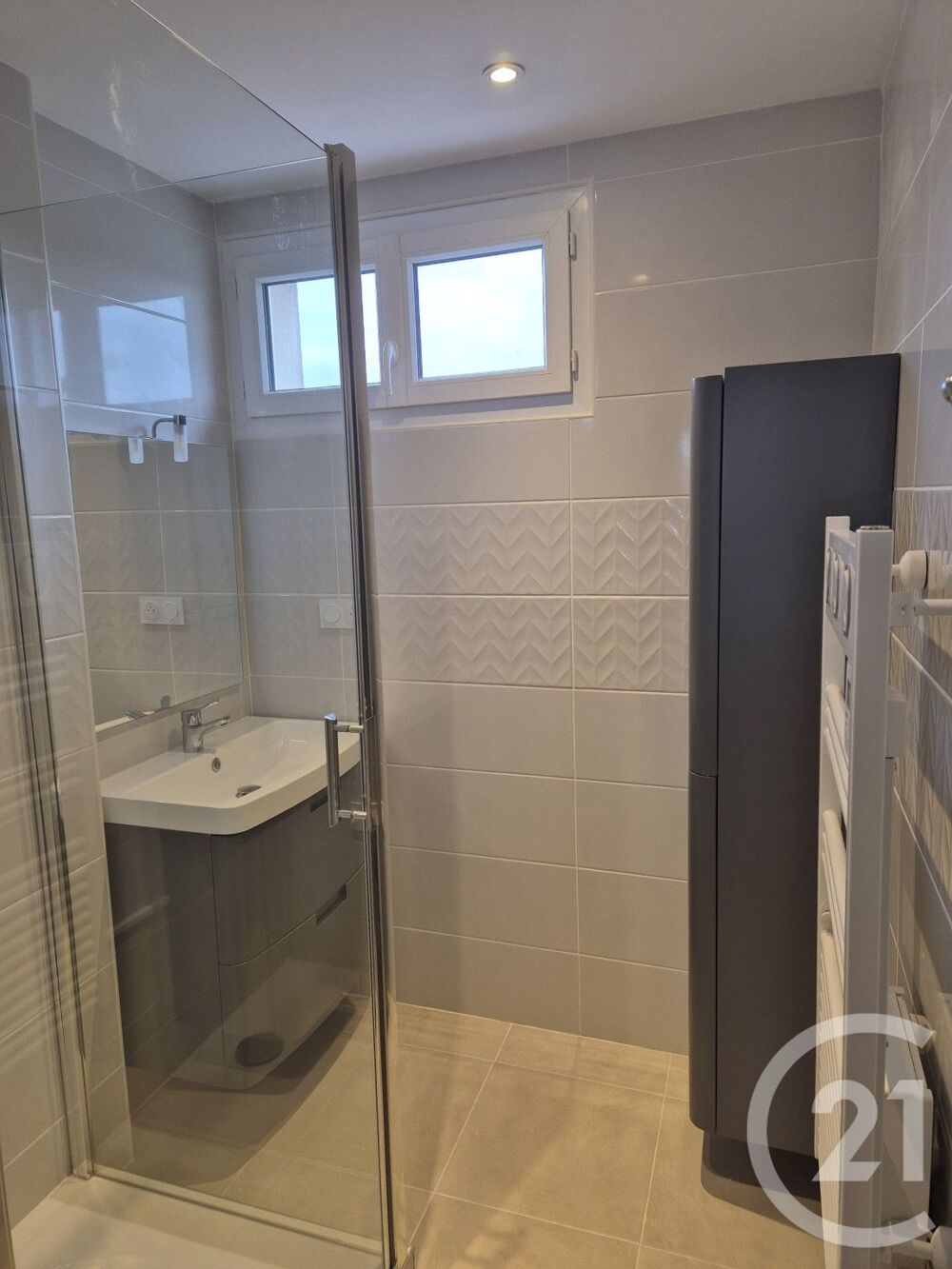 location Appartement - 3 pièce(s) - 69 m² Mirepoix (09500)