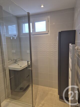 location Appartement - 3 pièce(s) - 69 m² Mirepoix (09500)