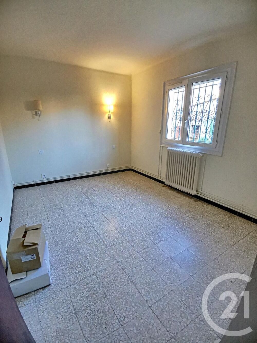 location Appartement - 3 pièce(s) - 70 m² Elne (66200)