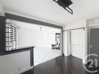  Appartement à louer 2 pièces 55 m²
