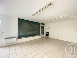  Appartement � louer 1 pi�ce 130 m�