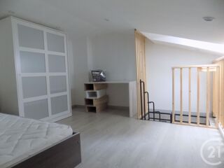 Appartement à louer 1 pièce 25 m²