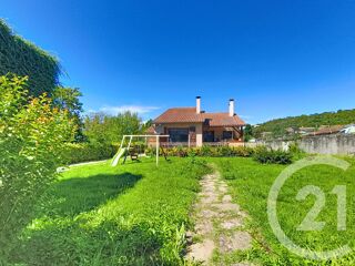  Maison  vendre 4 pices 317 m