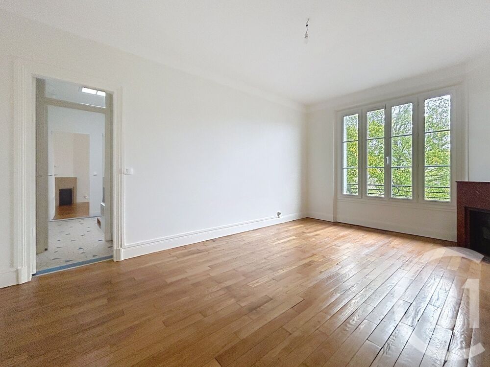 location Appartement - 3 pièce(s) - 70 m² Fontainebleau (77300)