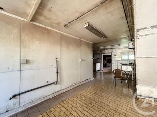  Appartement à louer 3 pièces 119 m²