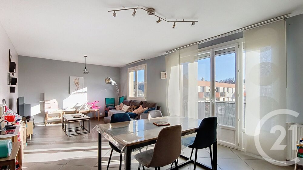 T5 de 95 m² Feyzin-le-Bas Résidence Le Vercors Rénova....