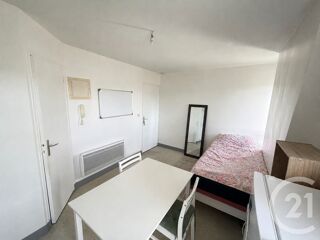  Appartement à louer 1 pièce 16 m²