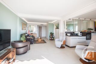 vente Appartement - 3 pièce(s) - 77 m² Nice (06300)