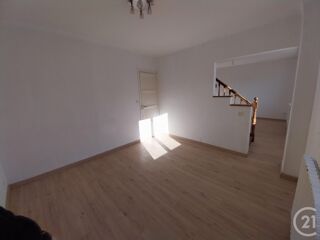  Maison à louer 5 pièces 172 m²