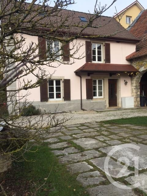   Location Maison Maison - 4 pièce(s) - 95 m²