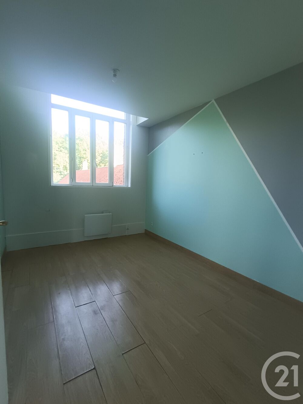 location Appartement - 5 pièce(s) - 77 m² Caffiers (62132)