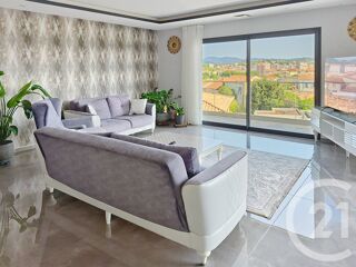  Maison � vendre 6 pi�ces 220 m�