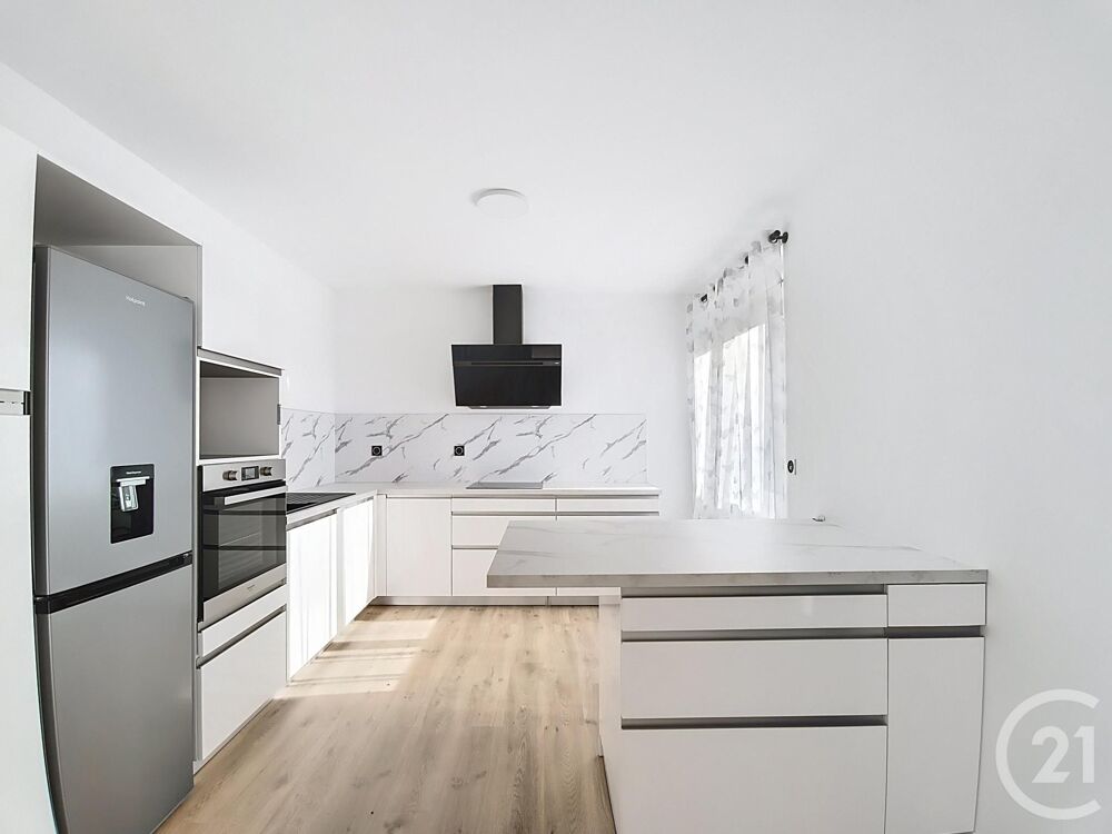 vente Maison - 7 pièce(s) - 176 m² Avanton (86170)
