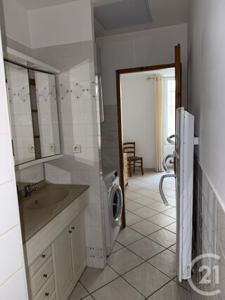  Appartement � louer 2 pi�ces 56 m�