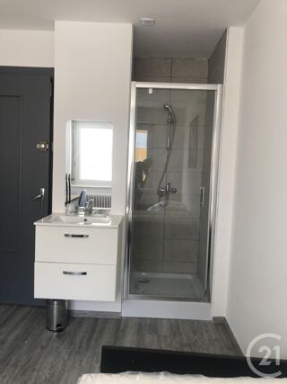  Appartement à louer 1 pièce 11 m²