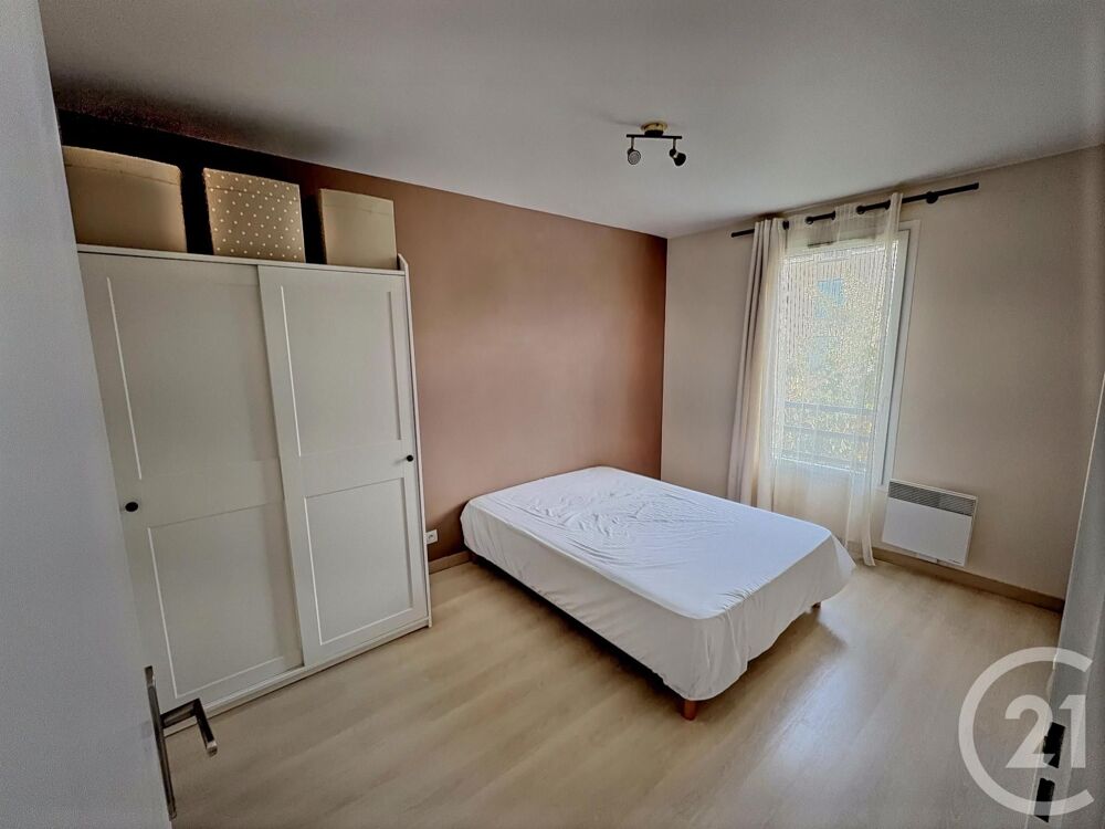 location Appartement - 2 pièce(s) - 47 m² Ecquevilly (78920)