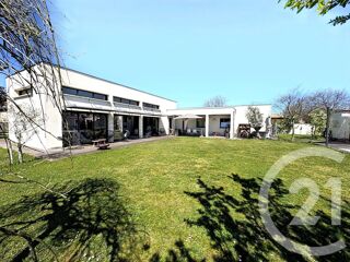  Maison à vendre 6 pièces 257 m²