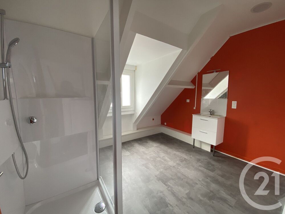 location Appartement - 4 pièce(s) - 103 m² Saint-Quentin (02100)
