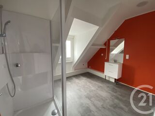 location Appartement - 4 pièce(s) - 103 m² Saint-Quentin (02100)