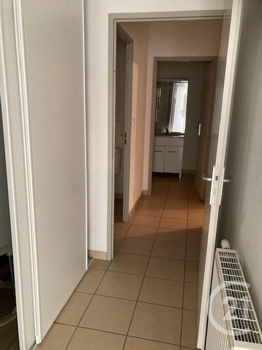 location Appartement - 3 pièce(s) - 71 m² Gironde-sur-Dropt (33190)