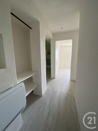  Appartement à louer 3 pièces 54 m²