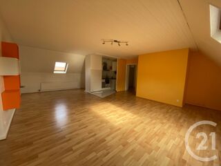  Appartement à louer 2 pièces 55 m²