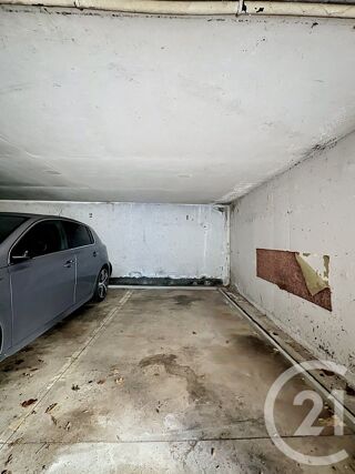  Parking / Garage � vendre 12 m�