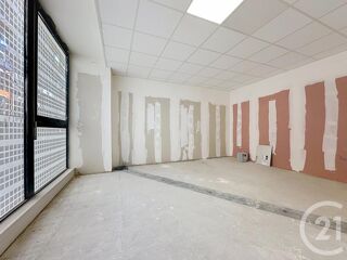  Appartement � louer 4 pi�ces 116 m�