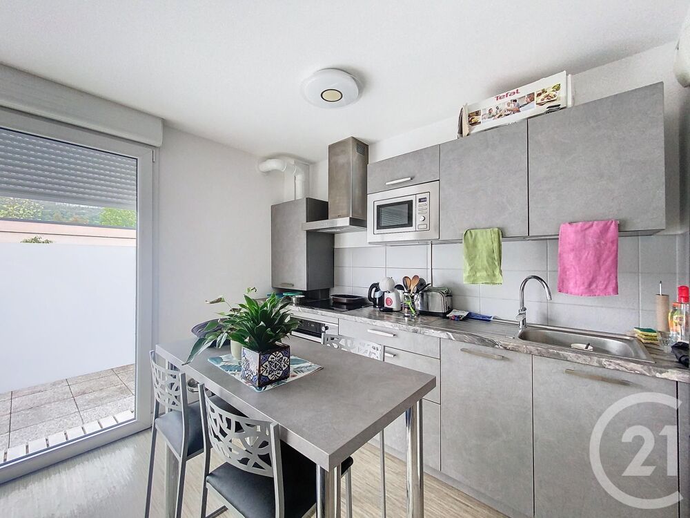 location Appartement - 2 pièce(s) - 48 m² Mathay (25700)